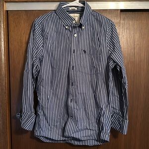 Abercrombie and Fitch men’s button-down shirt. Very lightly used condition.